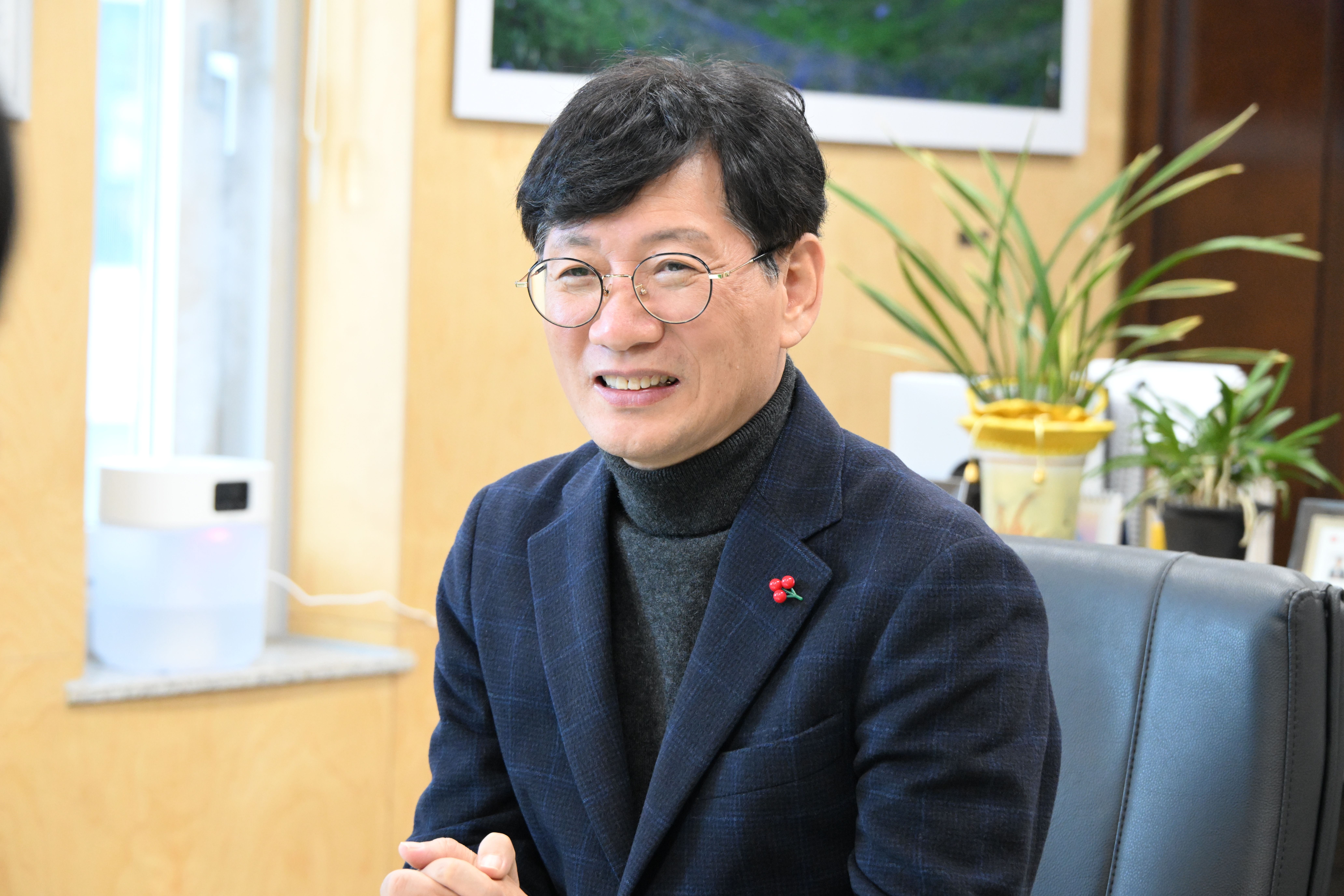 슬라이드 이미지 4