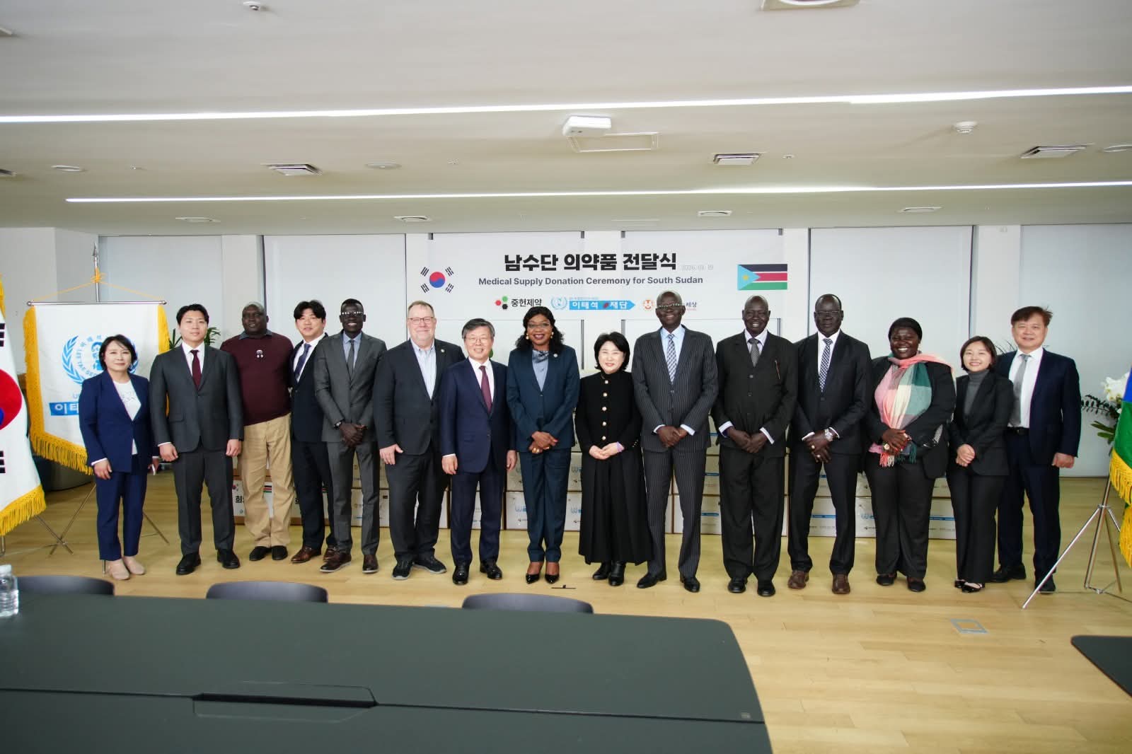 슬라이드 이미지 1