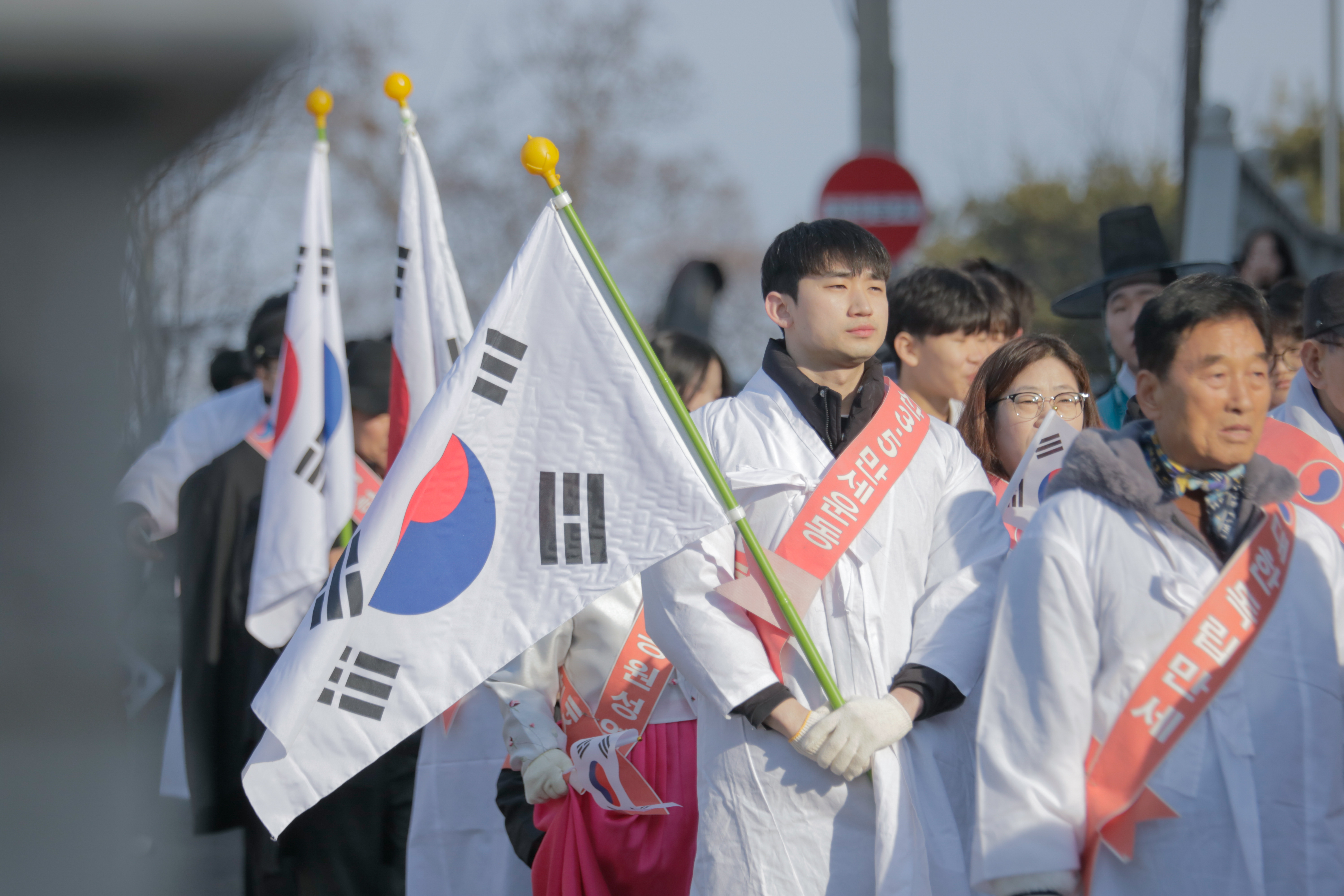 슬라이드 이미지 1