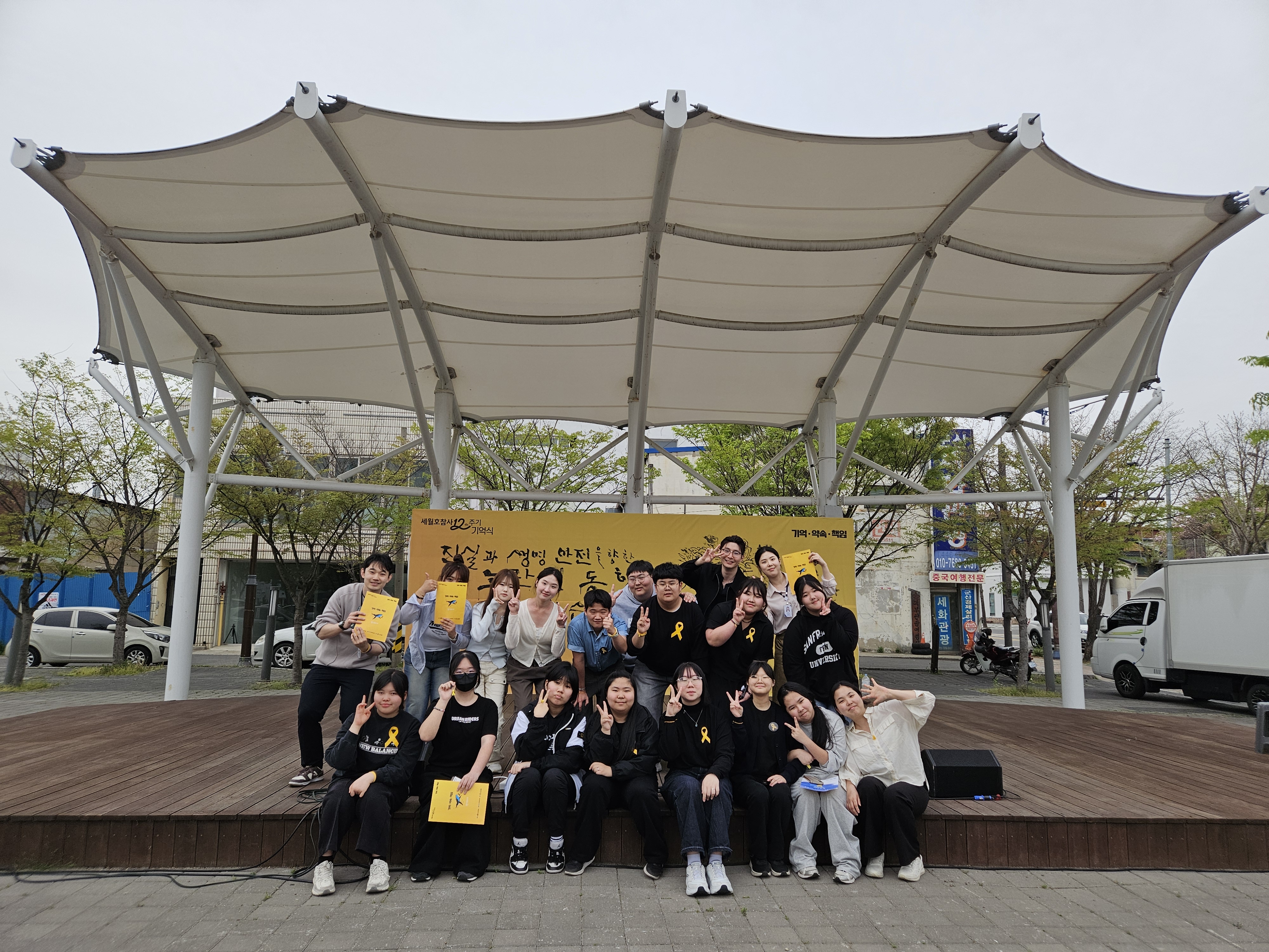 슬라이드 이미지 1