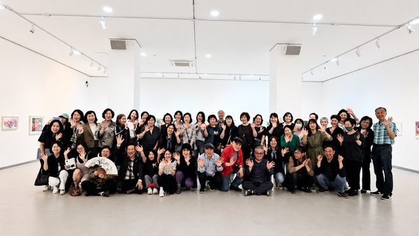 슬라이드 이미지 1