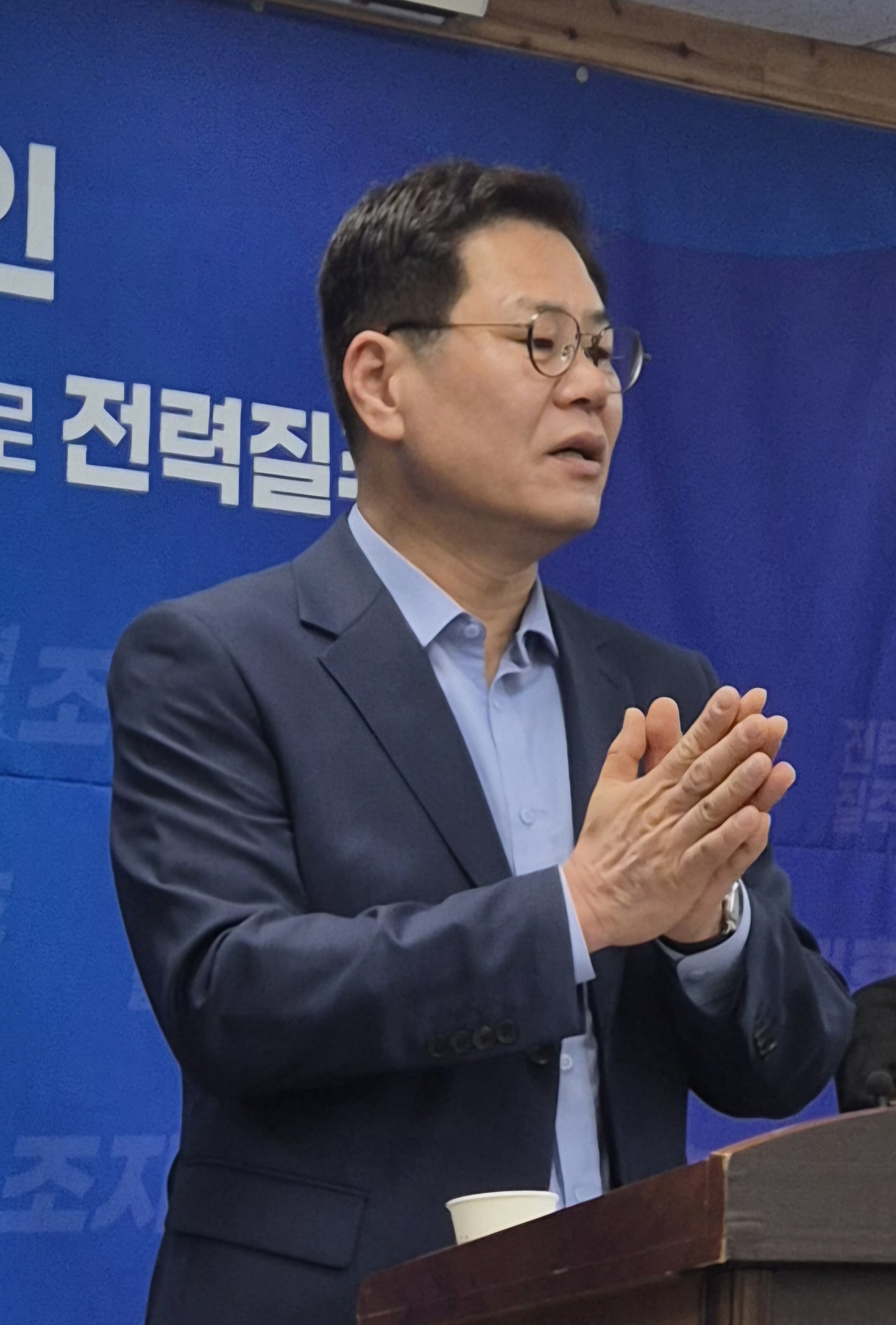 슬라이드 이미지 1
