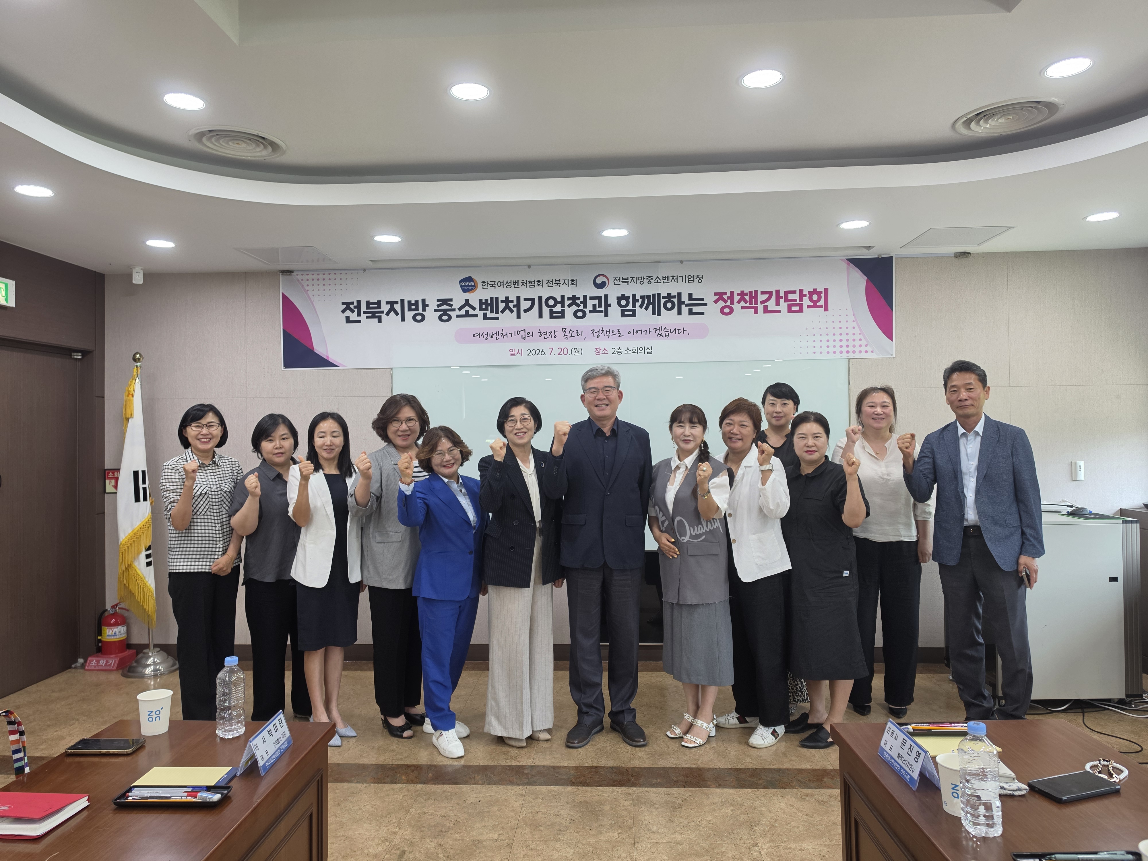 슬라이드 이미지 1