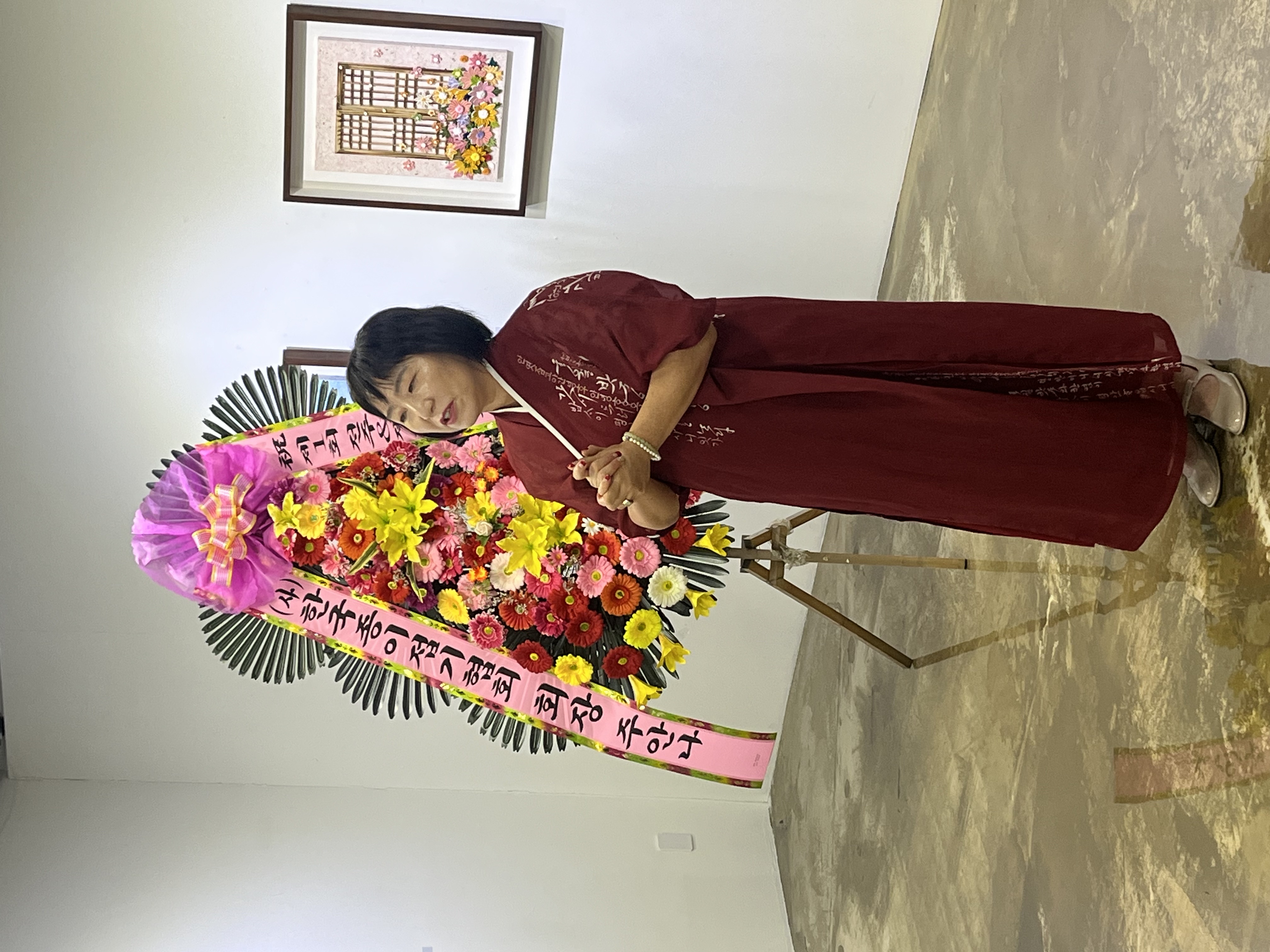 슬라이드 이미지 3