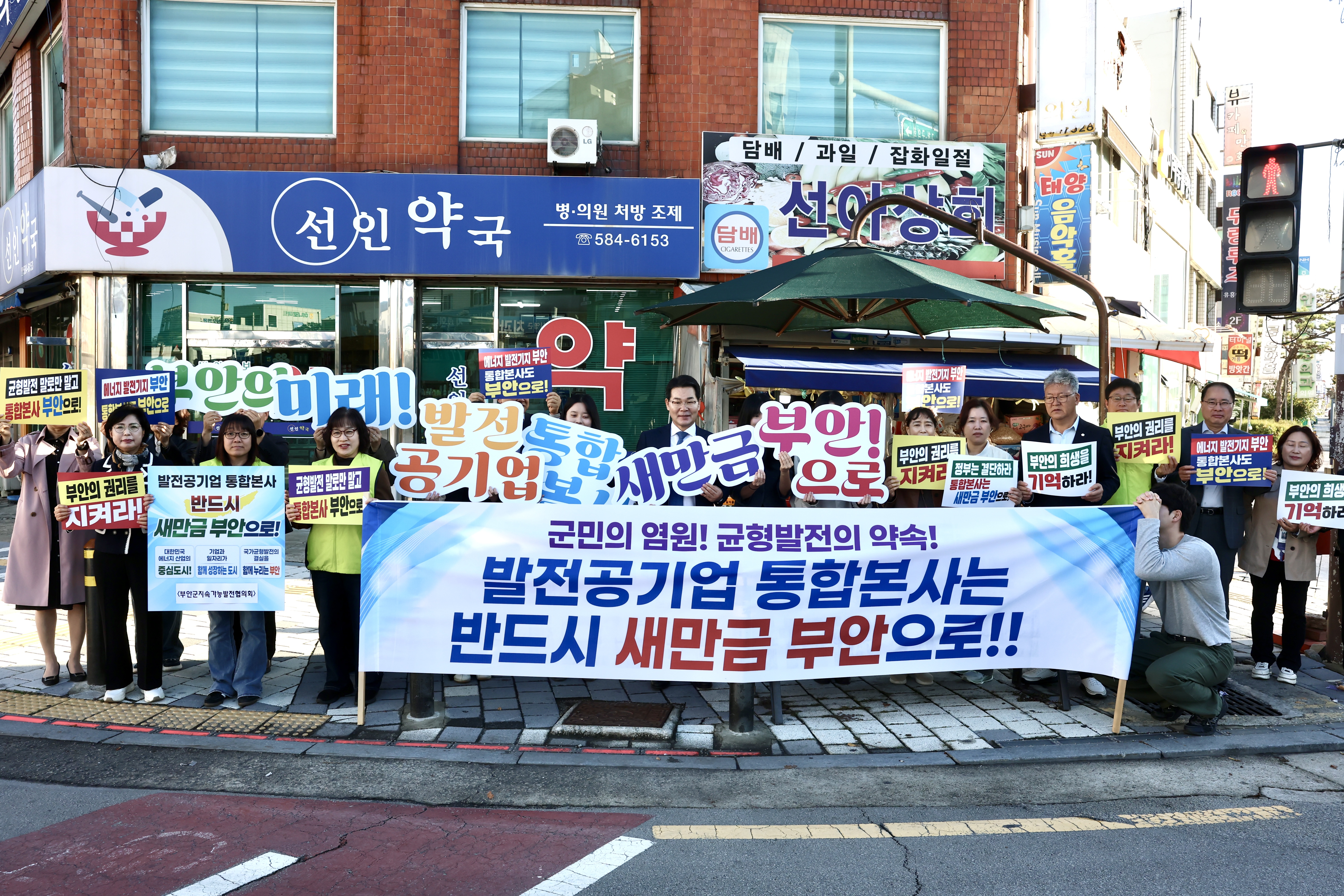 슬라이드 이미지 1