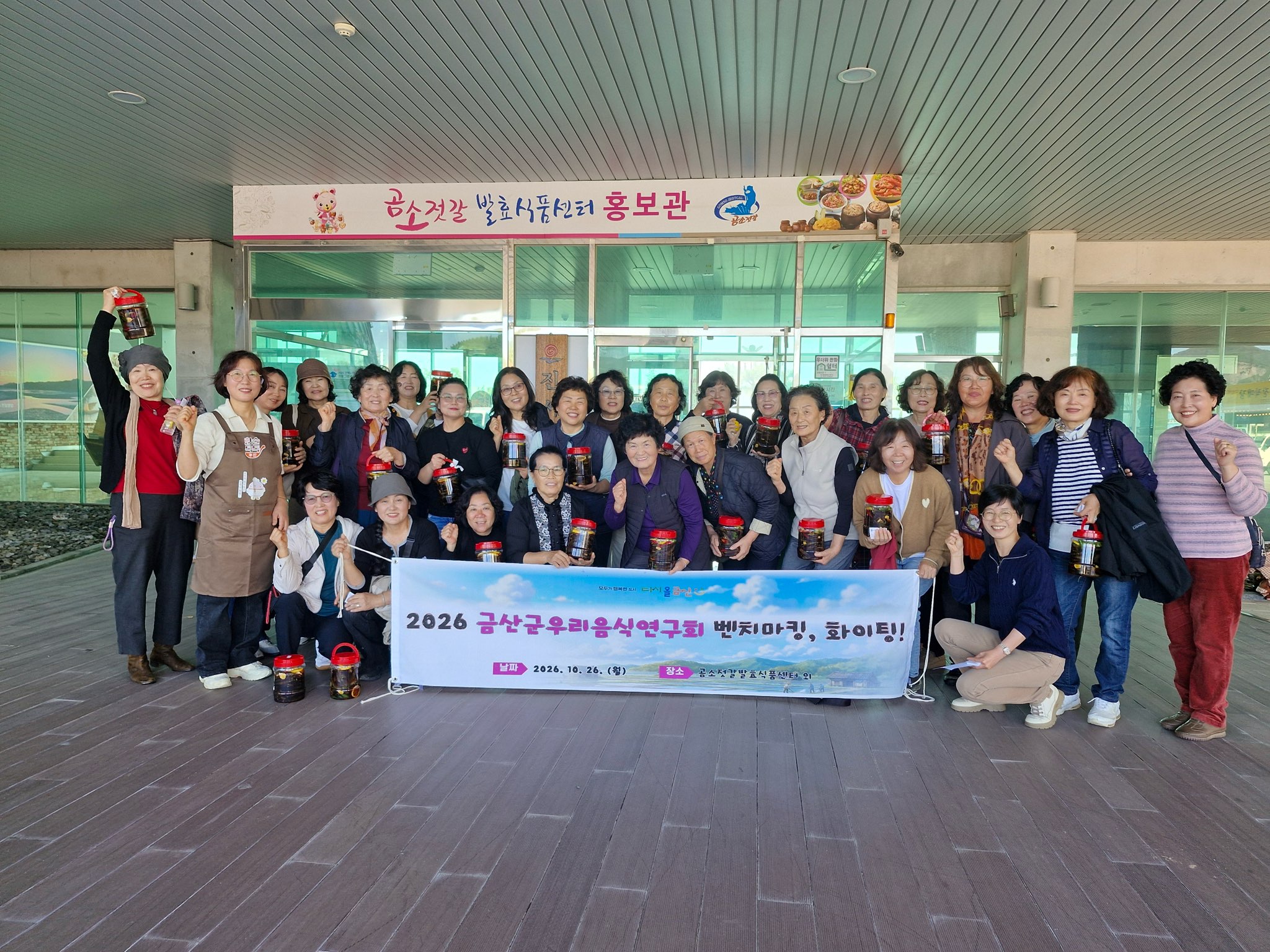 슬라이드 이미지 1