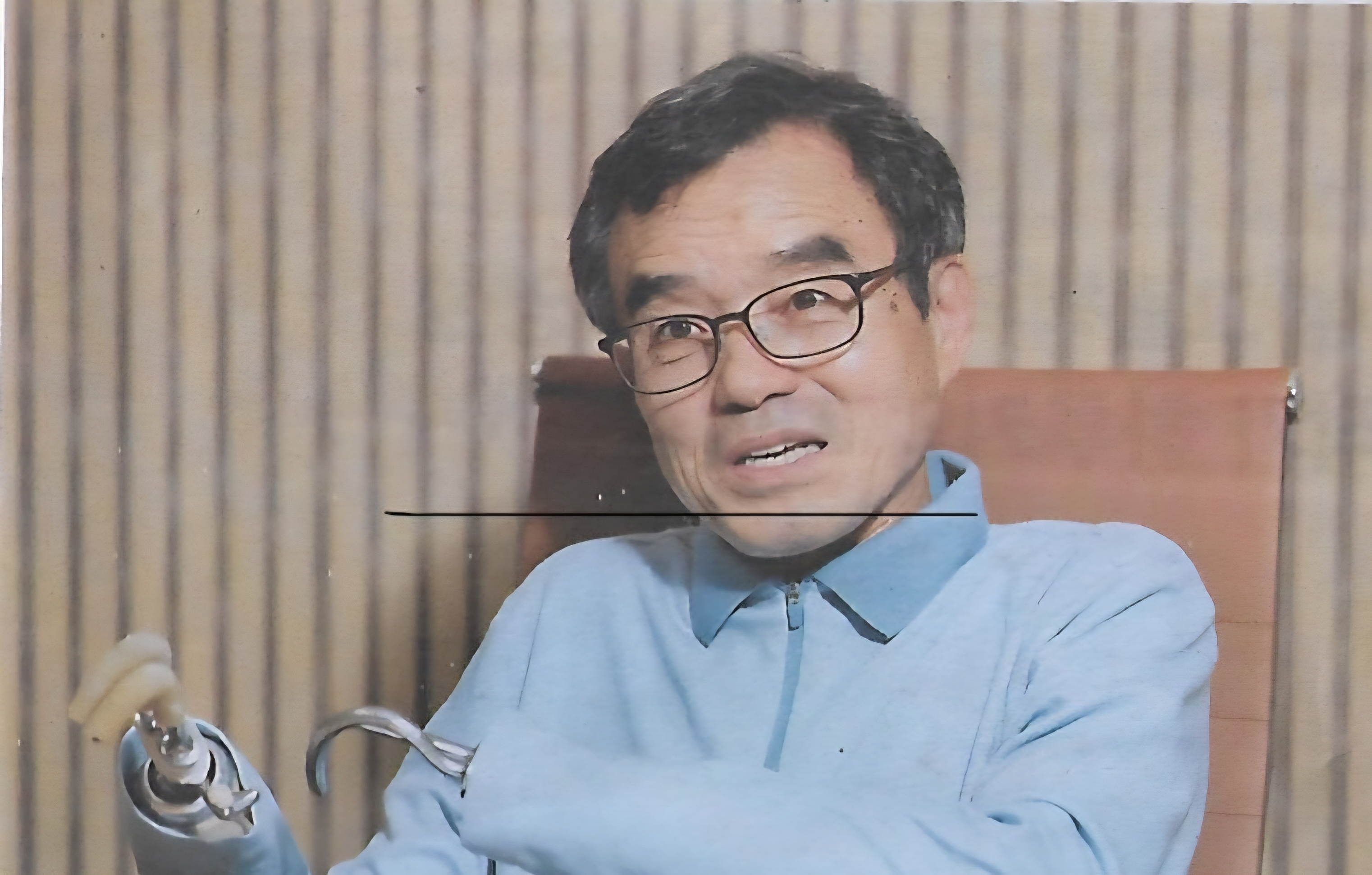 슬라이드 이미지 3