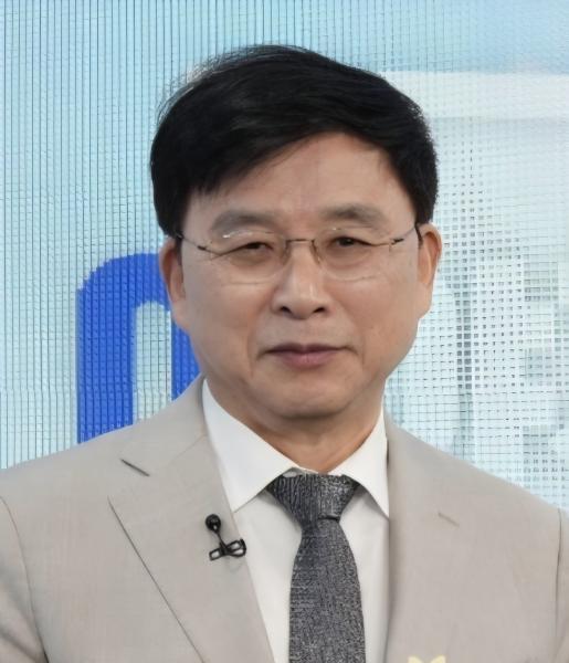 [여의도 통신]'이혜훈 사태와 메르켈 정치의 교훈'