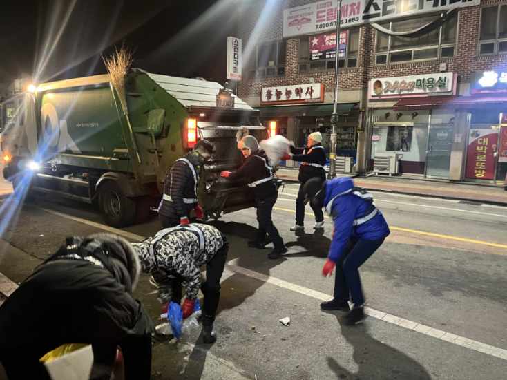 장수군, 주요 도로·민원 다발지역 환경정화활동 