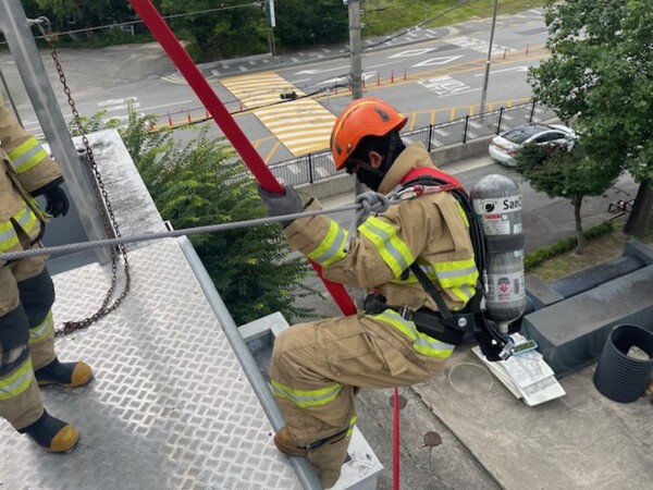 장수소방서, 고립소방관 비상탈출 특별훈련