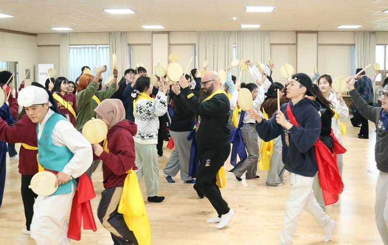  정읍시, ‘글로벌 청년 겨울캠프’ 2기 개막. 23개국 유학생 정읍에 머문다
