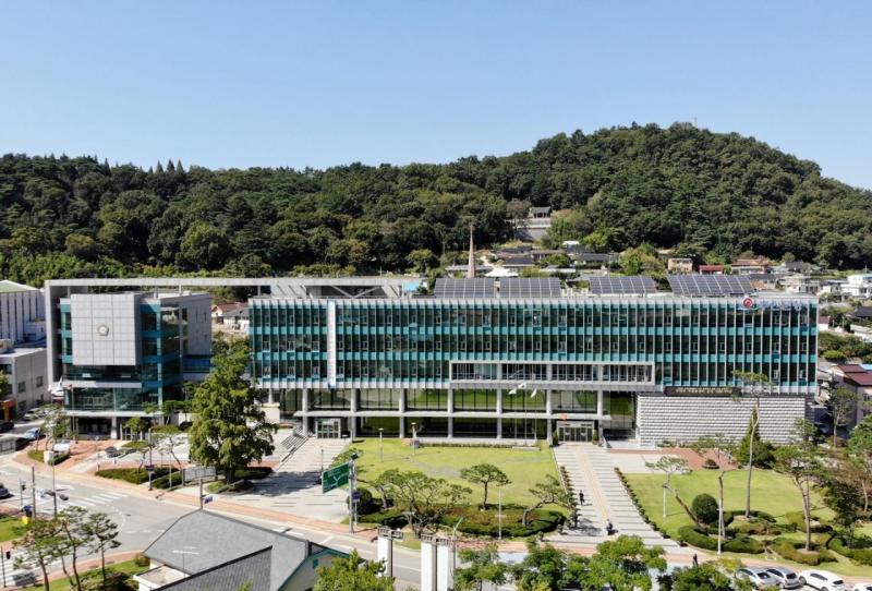 부안군, 지역사회 발전·교육 혁신 기여 공로 전주대 RISE 사업단장상 수상
