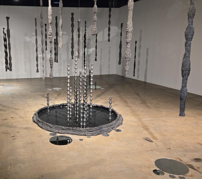 바늘로 한땀 한땀 이어가는 간절한 소통의 언어 