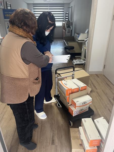 고창군보건소, 재가 치매 중점관리 대상자에 안심돌봄 꾸러미 지원