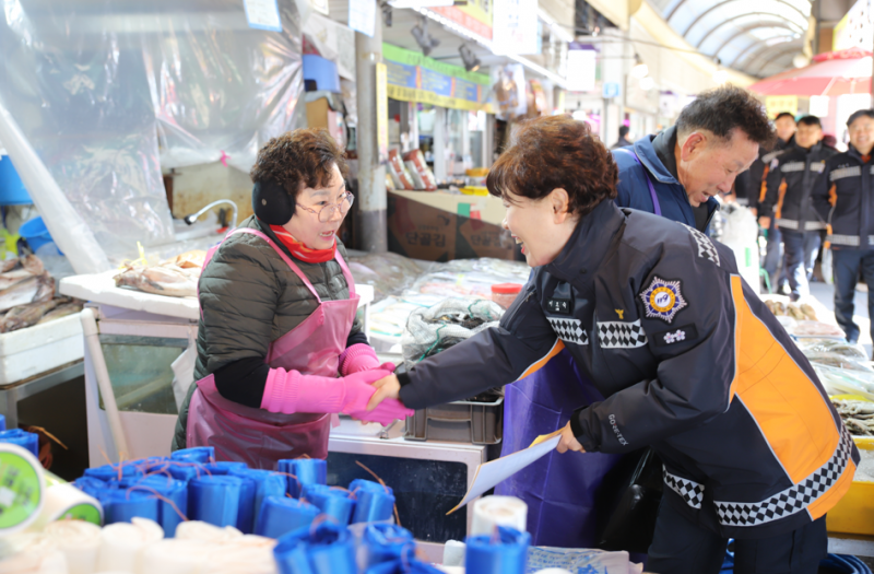 ■ “설 대목장은 전통시장”