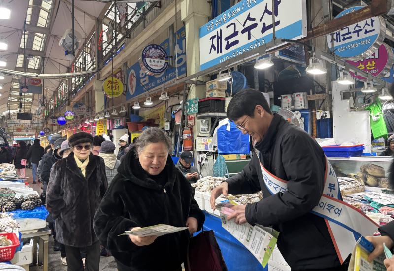한국농어촌공사부안지사, 설맞이 농지이양 은퇴직불사업 적극 홍보
