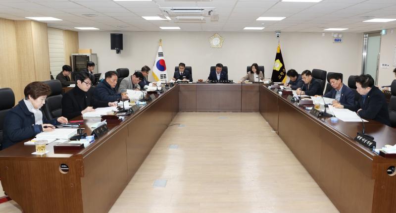 고창군의회, 주요업무보고 청취