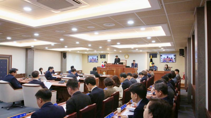 장수군의회 임시회서 제1회 추가경정 예산안 5,263억 확정
