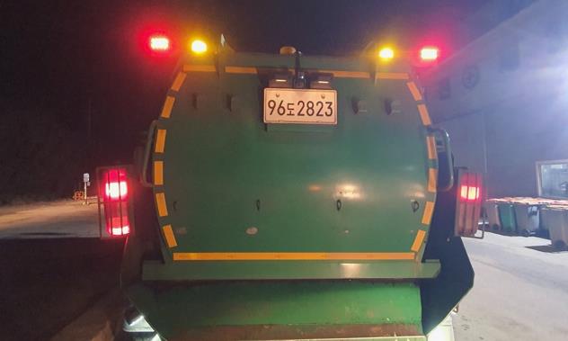 정읍시, 음식물 수거차 8대 안전장비 전면 확충. 
