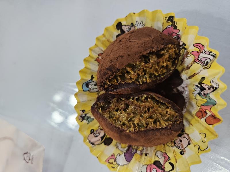 [달그락달그락] 한때 열풍 디저트 ‘두쫀쿠’, 직접 만들어 보니 보인 것들
