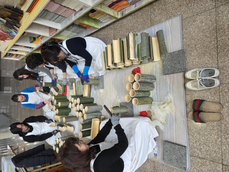 '대나무 살 건조가 부채 만드는 1년 농사 좌우한다'