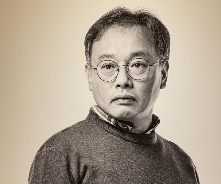  헌책으로 자연과 도시 표현