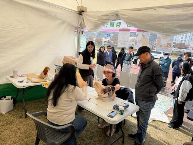  정읍시, 벚꽃축제서 유기동물 입양 홍보 운동 성료. “6마리 새 가족 품으로”
