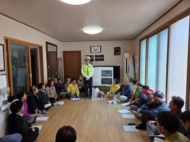 장수경찰서, 어르신 교통사고 및 보이스피싱 예방 활동