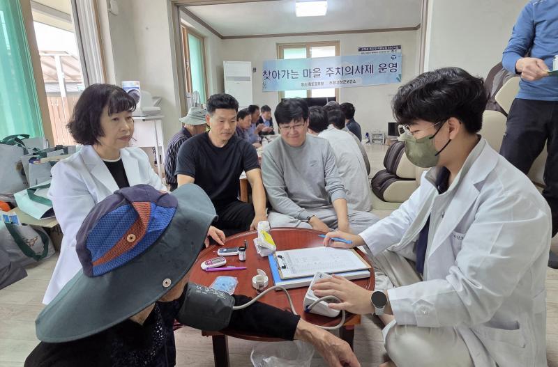 고창군, 찾아가는 ‘마을 주치의사제’ 죽도마을 방문