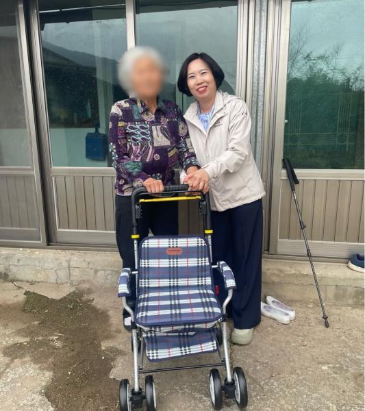 덕치면, 거동불편 어르신 보행보조기 지원 