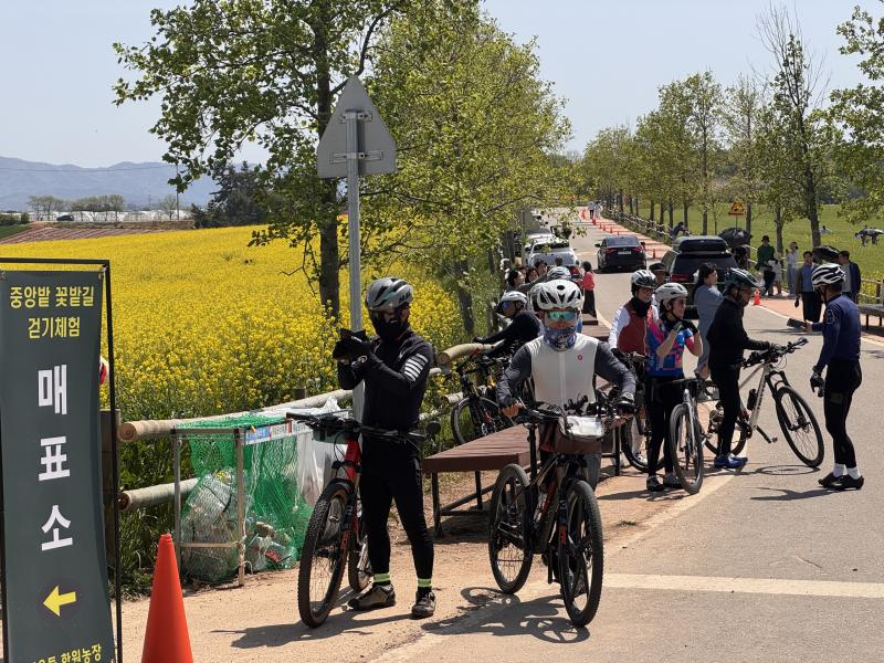 고창군, 청보리밭축제 연계 ‘에코레일 투어’ 150여명 참가