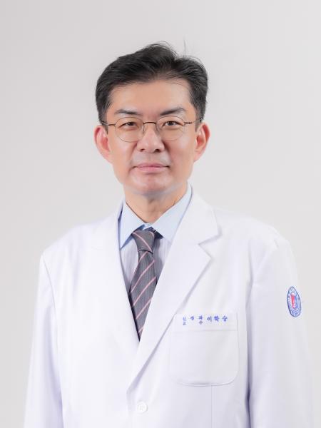 원광대학교병원 신경과 이학승 교수연구팀, 어지럼증·시력저하 동시 유발하는 “자가면역 혈관염” 기전 규명