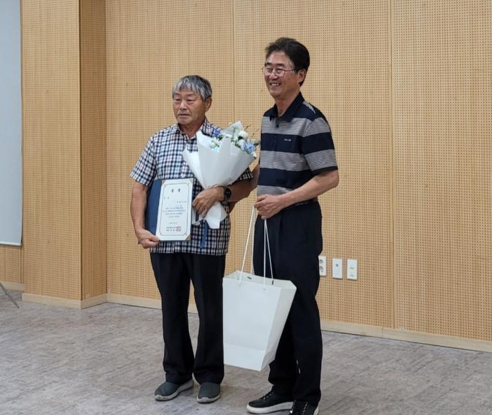 장수군 이기완 농가, 전북 포도 품평회‘금상’수상