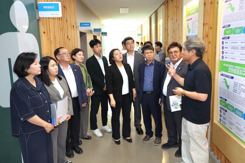 전주시의회 도시건설위, 도시재생시설 현장 점검