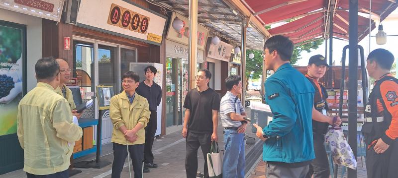 완주군, 추석 앞두고 전통시장 민관 합동 안전 점검