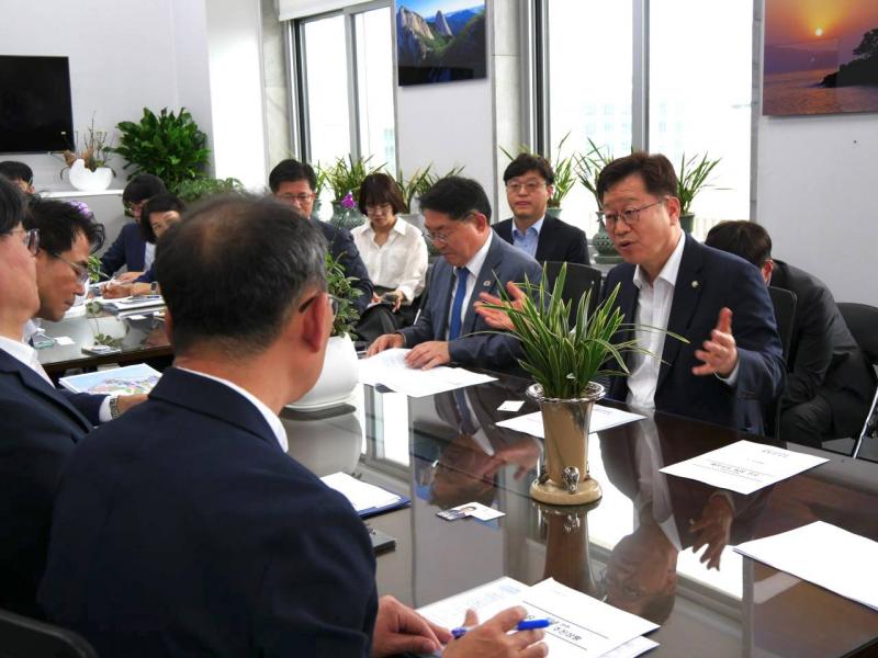 민주당 메가특위 전북분과, 국무조정실 ·산업부·새만금청과 핵심사업 점검