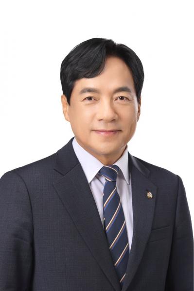 이성윤 의원 대표발의 ‘ 영화비디오법 개정안 ’ 통과 …전주 , ‘ 기생충 · 오징어게임 · 아바타 · 마블 ’ 넘나드는 세계적 영상 메카로 도약