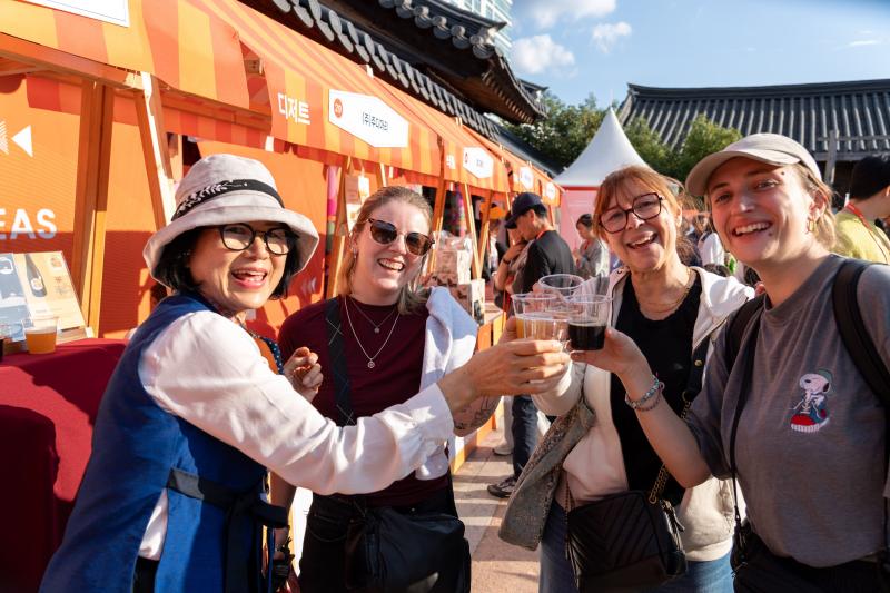 전북 청년 스타트업, 전주 한옥마을서 대만으로 라이브커머스 쏜다!