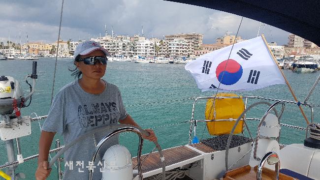 김영애 ‘하늘과 바다 사이 돛을 올리고’ 출간, 책방 '잘익은언어들’서 북콘서트