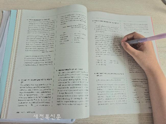 [달그락달그락] 학업 스트레스에 짓눌린 청소년들, 그들은 괜찮은 걸까? 