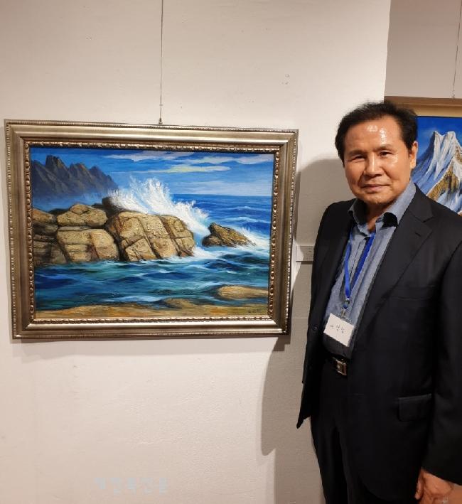 “마음속엔 늘 정읍뿐” 약사 출신 화가 이상락 씨, 고향사랑기부금 2.000만원 기부
