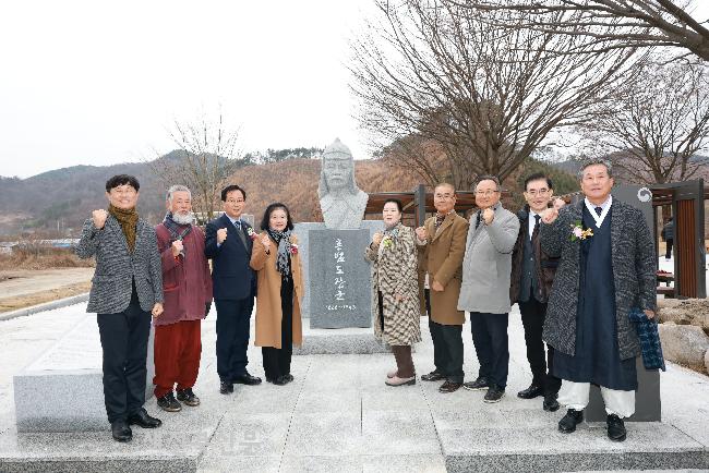 완주군 비봉 의병의 정신을 품다 ‘비봉의병광장 준공’ 