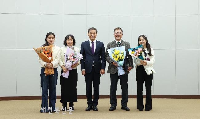 정상식 진안읍장, ‘2025 지방자치발전 유공’ 대통령 표창 수상 